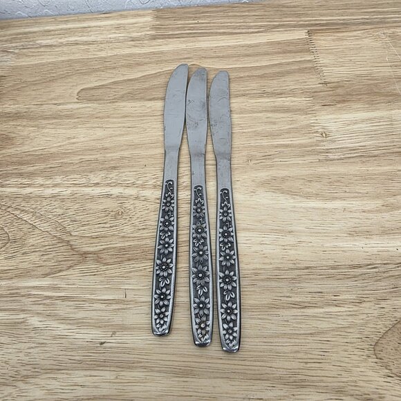 Interpur Stainless Floral flatware 3 Butter Knives glossy Black accents Japan - Picture 3 of 6